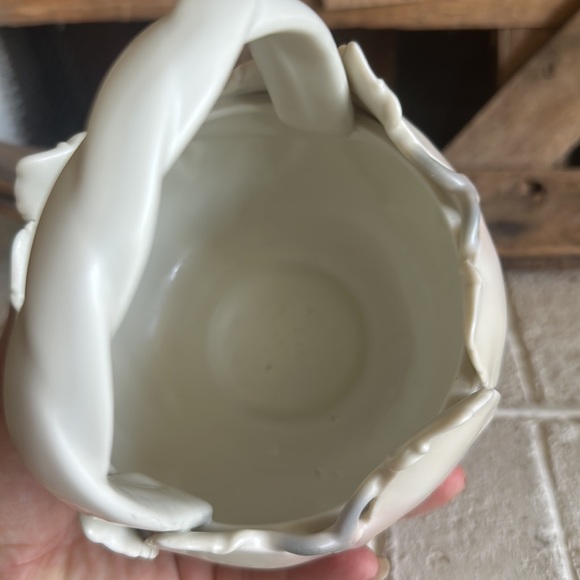 FITZ and FLOYD Butterfly Basket - Picture 5 of 6